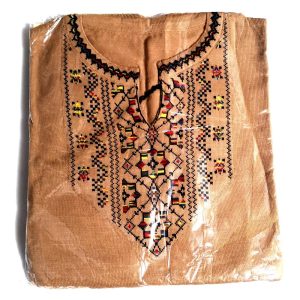 Pulover tricotat fin, moale, cu motive tradiționale românești, tip ie – maro