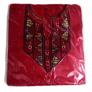 Pulover tricotat fin, moale, cu motive tradiționale românești, tip ie – roșu