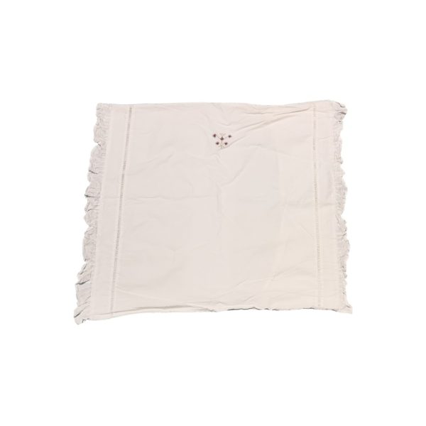 Față de pernă vintage, albă, cu broderie discretă
